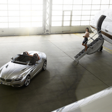 BMW Pulls the Top Off the Zagato Coupe at Pebble Beach