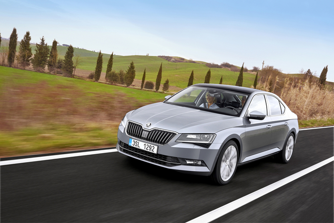Skoda Superb 1.6 TDI Style DSG Skoda Superb 1.6 TDI Style DSG