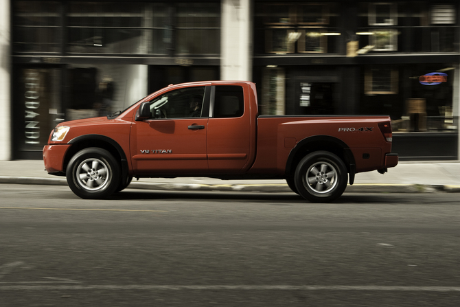 Nissan Titan Crew Cab SL 4X4 SWB Nissan Titan Crew Cab SL 4X4 SWB