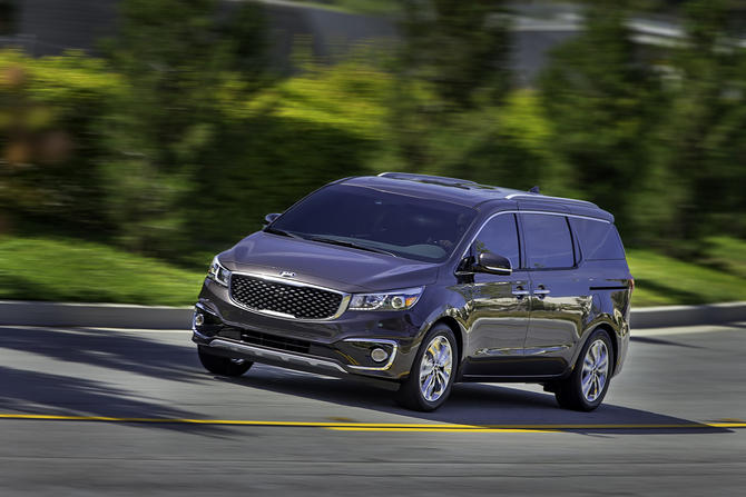 Compared to its previous generation, the new Sedona is 40mm longer Compared to its previous generation, the new Sedona is 40mm longer