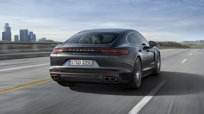 Porsche Panamera Turbo Porsche Panamera Turbo