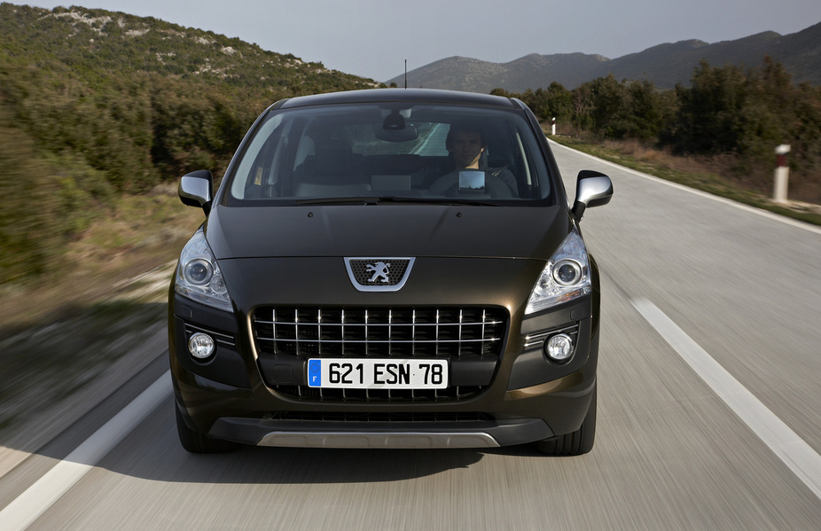 Peugeot 3008 Sport 1 6 Hdi Fap Cmp6 1 Photo And 54 Specs