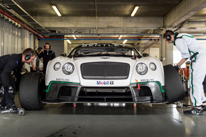 O Continental GT3 vai competir nas 12 Horas de Abu Dhabi O Continental GT3 vai competir nas 12 Horas de Abu Dhabi