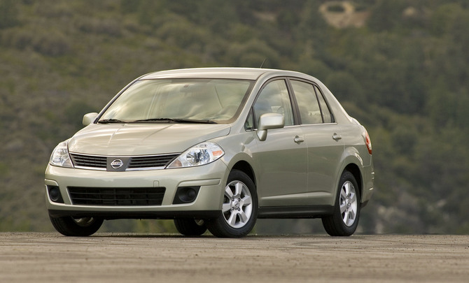 Nissan Versa Sedan CVT Nissan Versa Sedan CVT