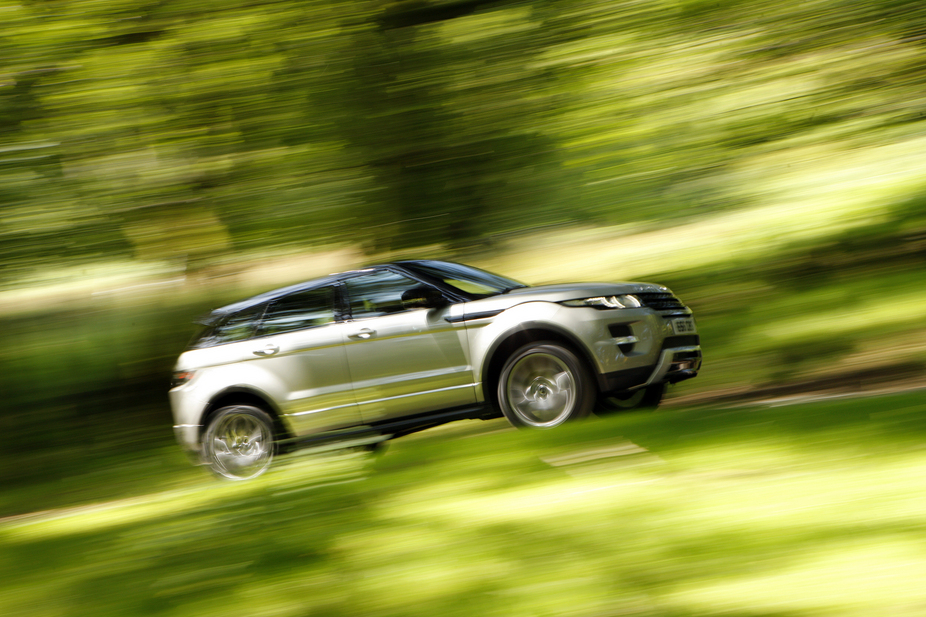 The award is voted on by 17 female automotive journalists worldwide