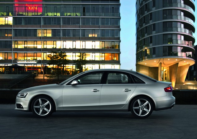 Audi A4 2.0 TDI Attraction quattro Audi A4 2.0 TDI Attraction quattro