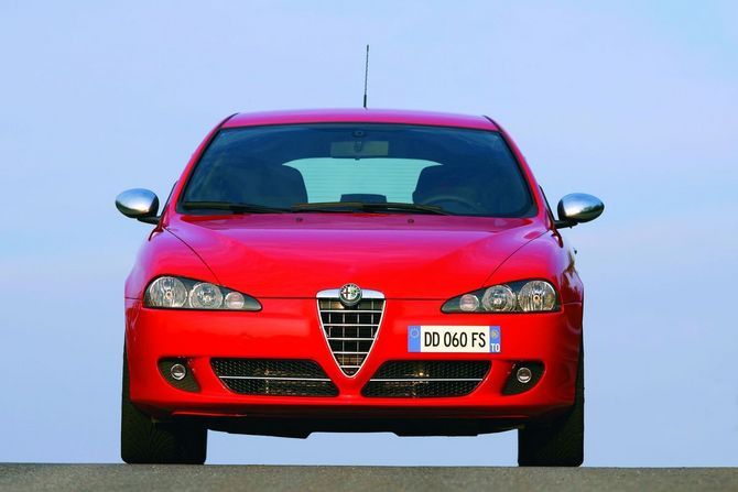 Alfa Romeo 147 1.9 JTDm 16v 150cv Q2 Alfa Romeo 147 1.9 JTDm 16v 150cv Q2