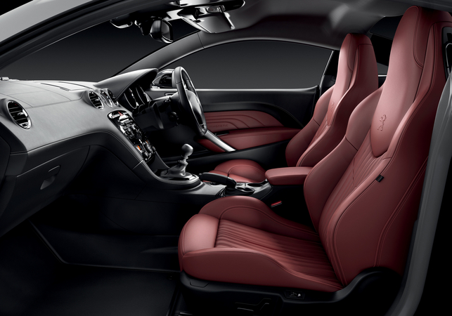 Peugeot RCZ Magnetic Limited Edition 2.0 HDi Peugeot RCZ Magnetic Limited Edition 2.0 HDi