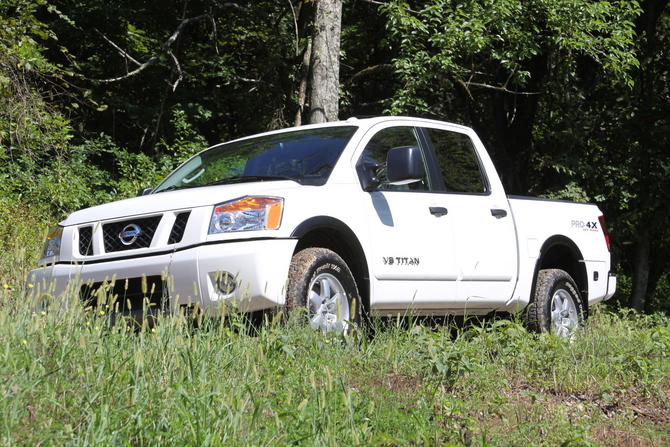 Nissan Titan King Cab SV 4X2 SWB Nissan Titan King Cab SV 4X2 SWB