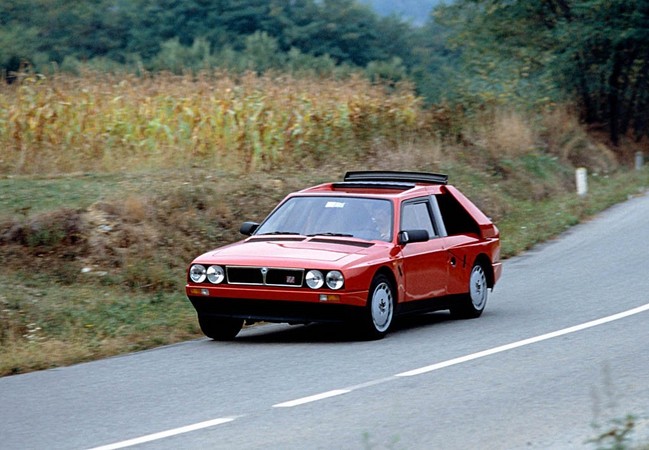 Lancia Delta S4 Lancia Delta S4