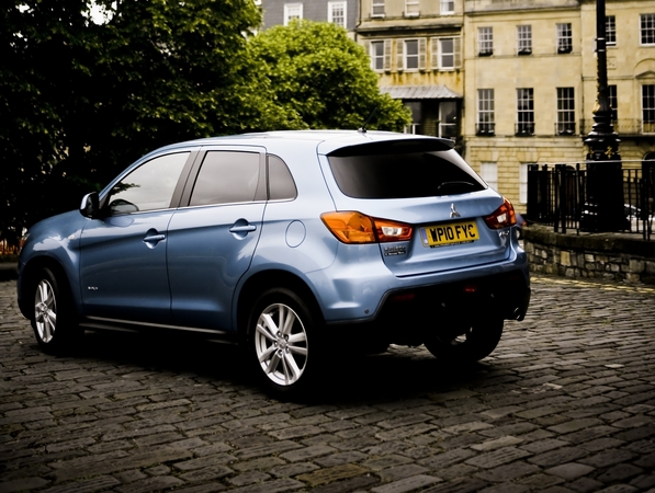 Mitsubishi ASX 2WD 1.6 MIVEC Intense Mitsubishi ASX 2WD 1.6 MIVEC Intense