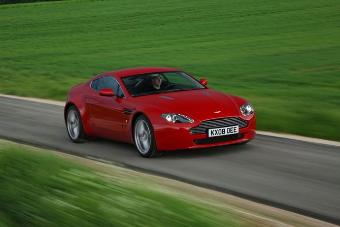 Aston Martin V8 Vantage 4.3 Coupe Sportshift Aston Martin V8 Vantage 4.3 Coupe Sportshift