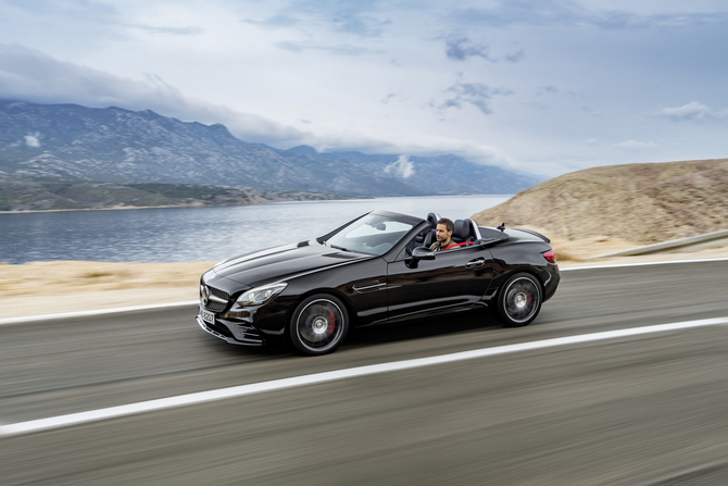 Mercedes-Benz SLC 43 AMG Mercedes-Benz SLC 43 AMG