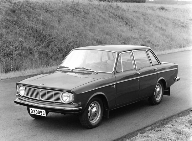 Volvo 144 S share tell a friend share on facebook share on twitter