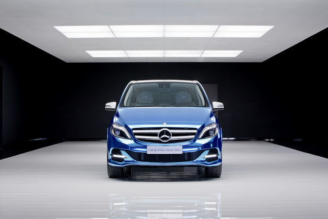 *Updated* Mercedes-Benz Concept B-Class Electric Drive comes to Paris *Updated* Mercedes-Benz Concept B-Class Electric Drive comes to Paris