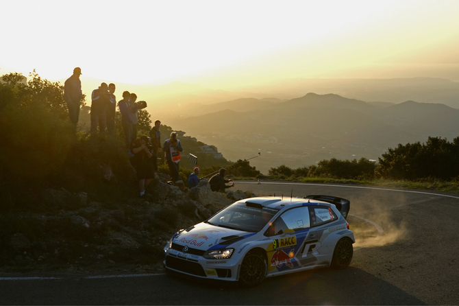 Franceses já levam onze títulos consecutivos no WRC com Loeb e Ogier Franceses já levam onze títulos consecutivos no WRC com Loeb e Ogier