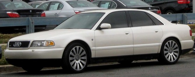 Audi A8 4.2 quattro Audi A8 4.2 quattro