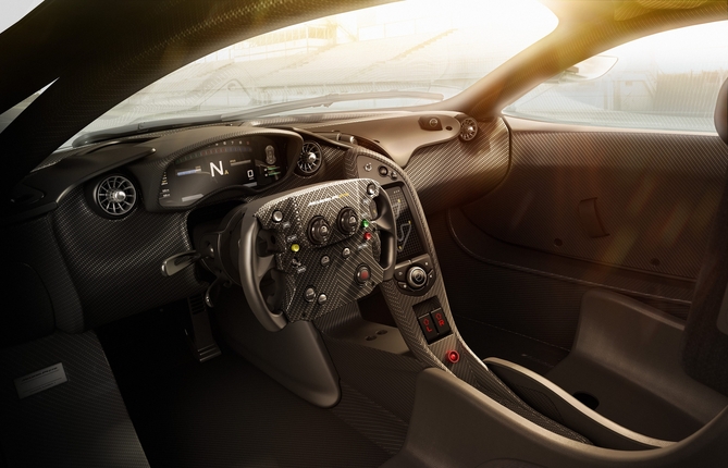 The design is inspired by the steering wheel of the MP4-23 who won the Formula 1 title in 2008 The design is inspired by the steering wheel of the MP4-23 who won the Formula 1 title in 2008