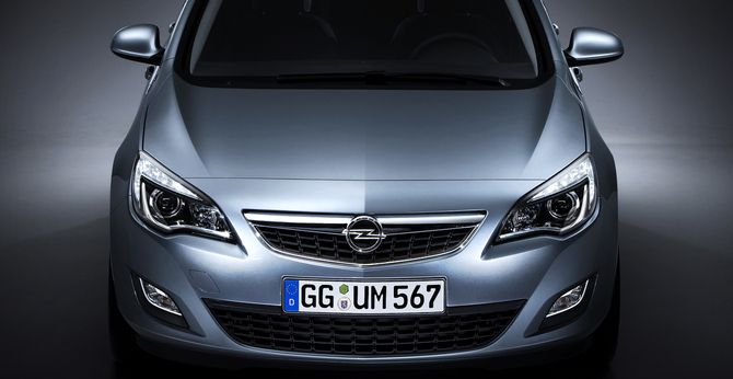 Foto Opel Astra - 1.9 CDTi Executive