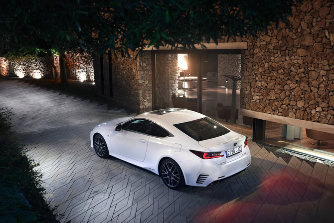 Lexus RC 300h Executive Lexus RC 300h Executive
