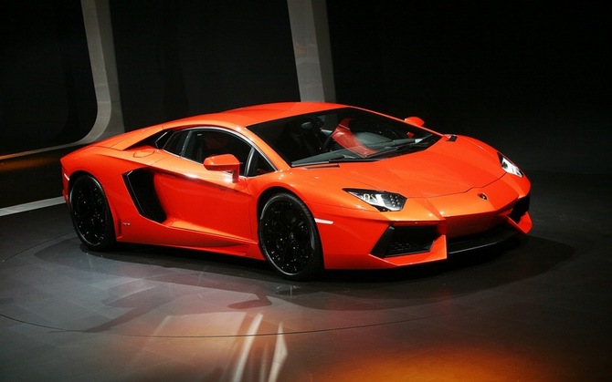 Lamborghini Aventador LP 700-4 Lamborghini Aventador LP 700-4