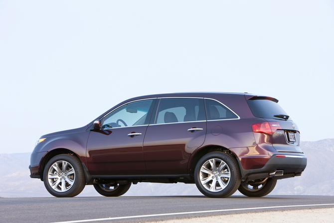 Acura MDX w/ Technology Package and Entertainment Package Acura MDX w/ Technology Package and Entertainment Package