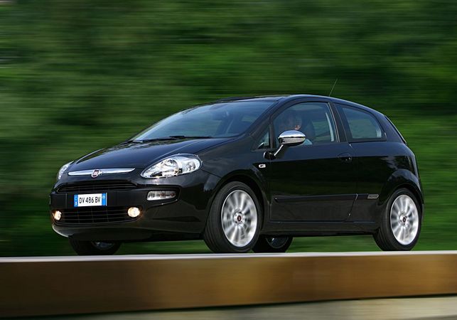 Fiat Grande Punto Punto Evo Gen2 share tell a friend share on facebook