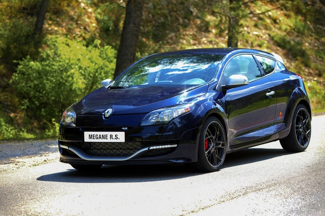 Renault Megane RS Red Bull RB8 Renault Megane RS Red Bull RB8