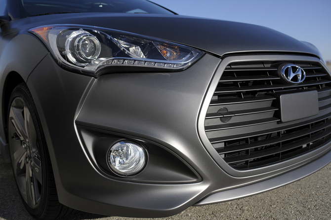 Hyundai Veloster gains speed with turbo version Hyundai Veloster gains speed with turbo version