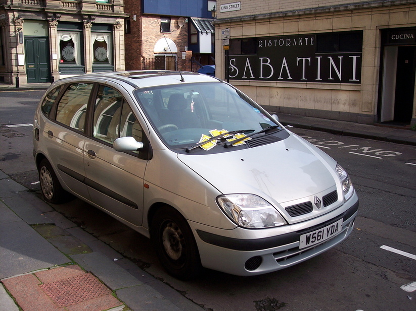 Renault Scenic 16 16v basic info spec rating