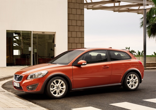 Volvo C30 SportsCoupé 2.0 Automatic Volvo C30 SportsCoupé 2.0 Automatic