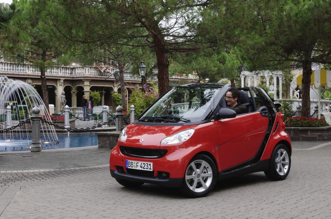 smart fortwo cabrio pulse 71cv smart fortwo cabrio pulse 71cv