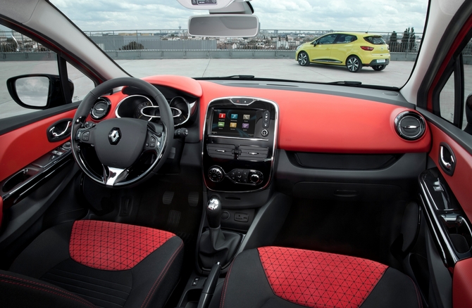The dashboard is meant to look like a wing. The dashboard is meant to look like a wing.