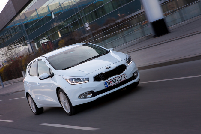 Kia Cee'd 1.6 GDI Kia Cee'd 1.6 GDI
