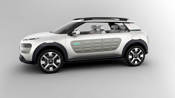 The car shows the future of the C-line cars The car shows the future of the C-line cars
