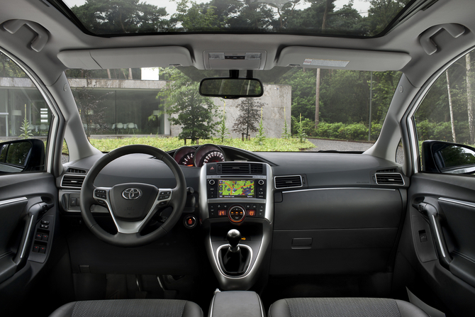 Alles neu in der Kompaktklasse von Toyota Alles neu in der Kompaktklasse von Toyota