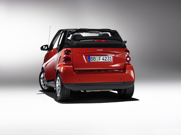 smart fortwo cabrio pulse 71cv smart fortwo cabrio pulse 71cv