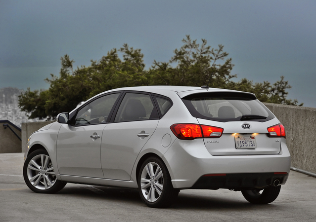 Kia Forte SX 5-Door Kia Forte SX 5-Door