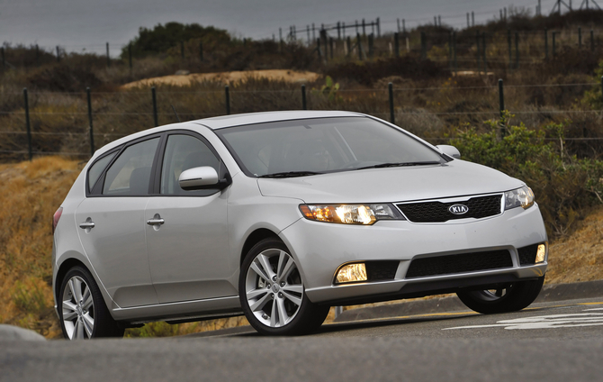 Kia Forte SX 5-Door Kia Forte SX 5-Door