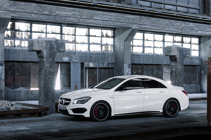 Mercedes-Benz CLA 180 CDI Mercedes-Benz CLA 180 CDI