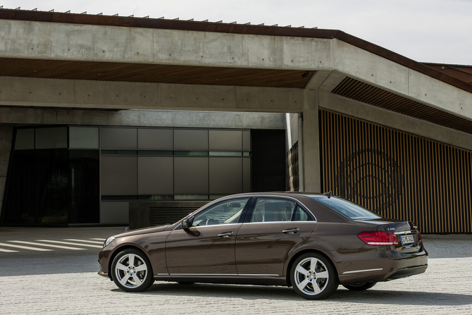 Mercedes-Benz E-Class Gen.5 Mercedes-Benz E-Class Gen.5