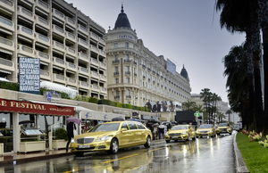 Mercedes will provide a fleet of gold cars for the Palme d'Or
