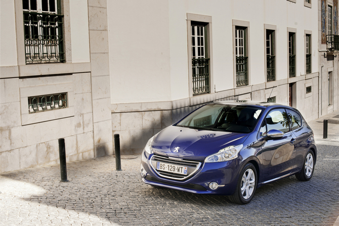 It uses a 1.2-liter three-cylinder engine with 82h[ It uses a 1.2-liter three-cylinder engine with 82h[