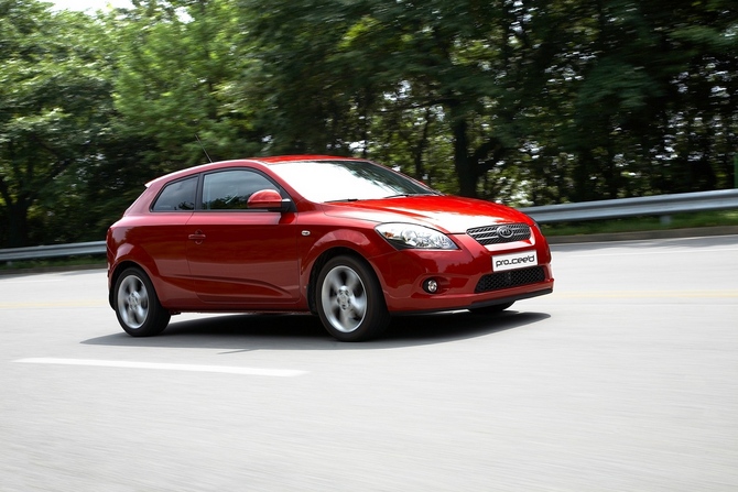 Kia pro_cee'd 1.6 CRDi 90 Kia pro_cee'd 1.6 CRDi 90