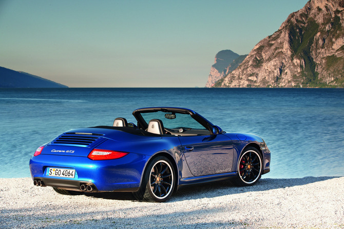 Porsche 911 Carrera GTS Cabriolet Porsche 911 Carrera GTS Cabriolet