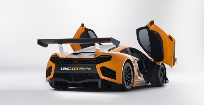 MP4-12C GT Can-Am também presta um tributo a Bruce McLaren e a Denny Hulme MP4-12C GT Can-Am também presta um tributo a Bruce McLaren e a Denny Hulme