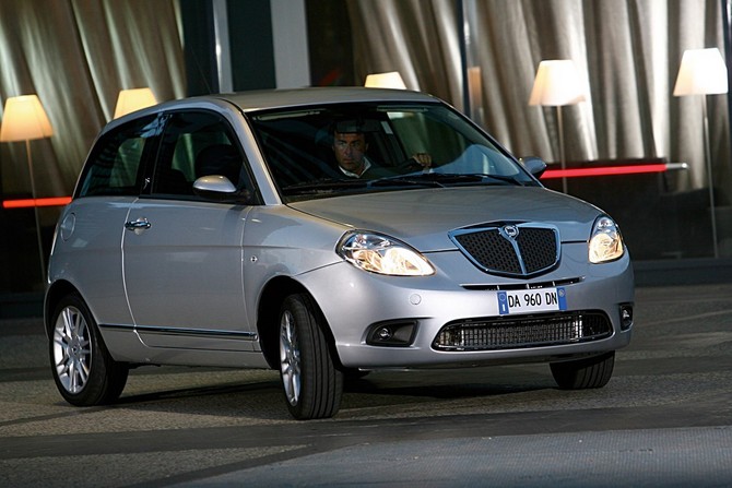 Lancia Ypsilon 1.3 Multijet 16v Lancia Ypsilon 1.3 Multijet 16v