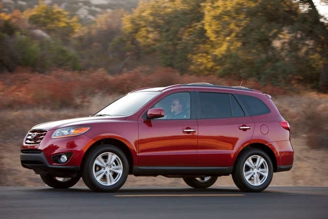 Hyundai Santa Fe 2.4 GLS AWD Hyundai Santa Fe 2.4 GLS AWD