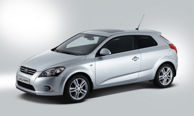 Kia pro_cee'd 2.0 Kia pro_cee'd 2.0