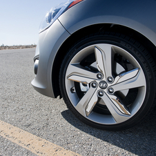 Hyundai Veloster gains speed with turbo version Hyundai Veloster gains speed with turbo version